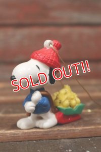 ct-220201-19 Snoopy / Whitman's 1990's PVC Ornament