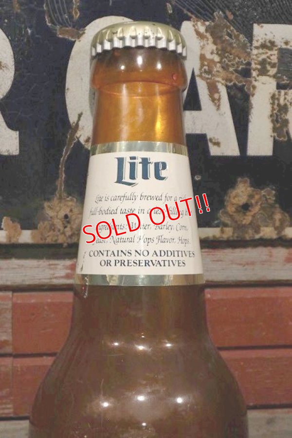 画像2: dp-220201-03 Lite Beer / 1980's Bottle Display Sign