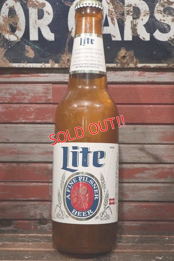 画像1: dp-220201-03 Lite Beer / 1980's Bottle Display Sign