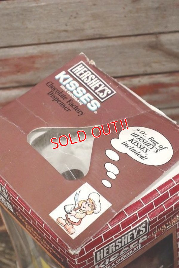 画像13: ct-220301-25 HERSHEY'S / KISSES MILK CHOCOLATE 1993 Chocolate Factory Dispenser