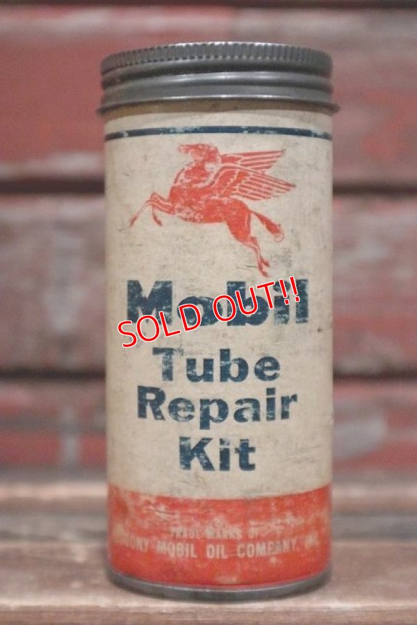 画像1: dp-220301-55 Mobil / Vintage Tube Repair Kit Can