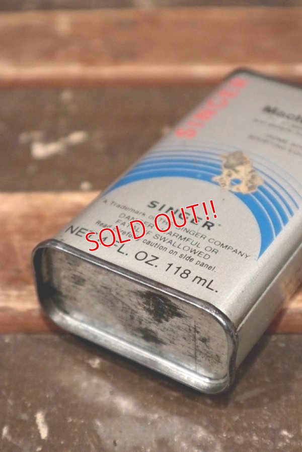 画像5: dp-220301-56 Singer / Vintage Sewing Machine Handy Oil Can