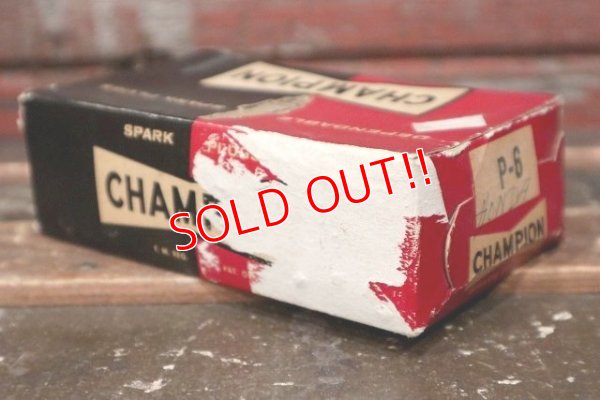 画像9: dp-220301-33 CHAMPION / 1960's Spark Plugs (Box)