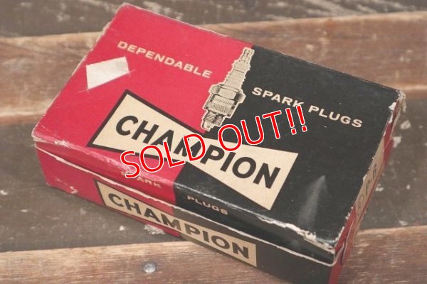 画像1: dp-220301-33 CHAMPION / 1960's Spark Plugs (Box)