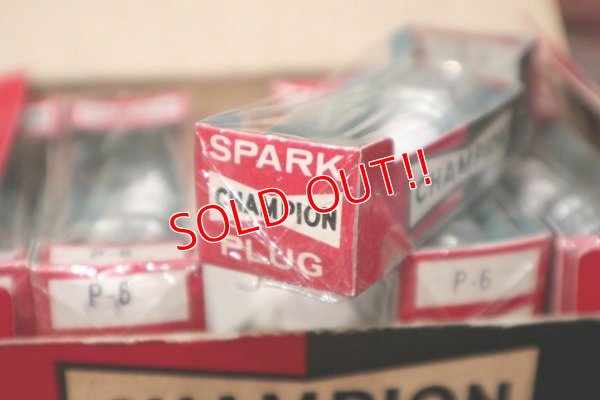 画像6: dp-220301-33 CHAMPION / 1960's Spark Plugs (Box)
