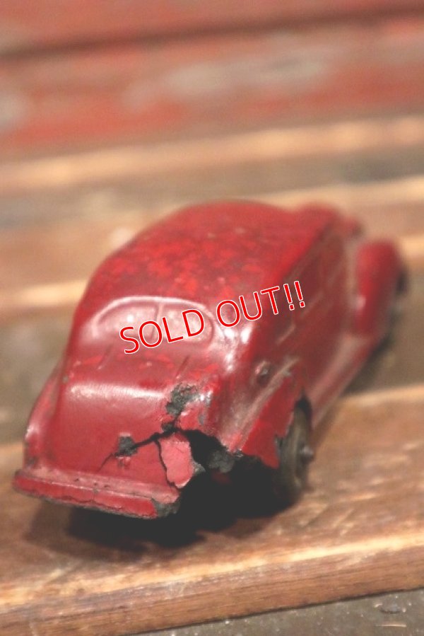 画像4: dp-220301-123 AUBURN RUBBER CORP. / 1940's Red Sedan Car Automobile Toy
