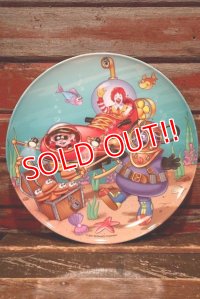 ct-220301-05 McDonald's / 2001 Collectors Plate "Underwater Exploration"