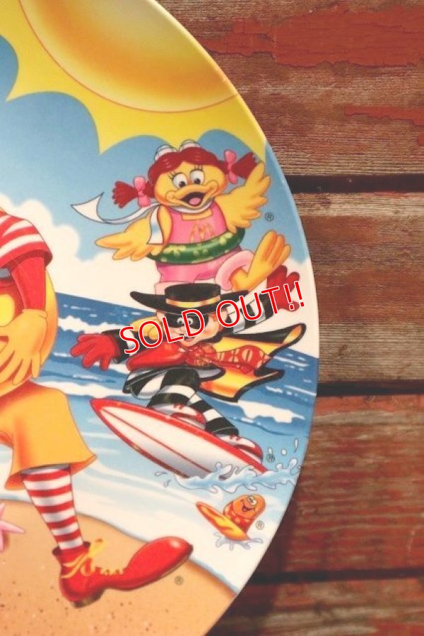 画像3: ct-220301-05 【JUNK】McDonald's / 1998 Collectors Plate "Beach"