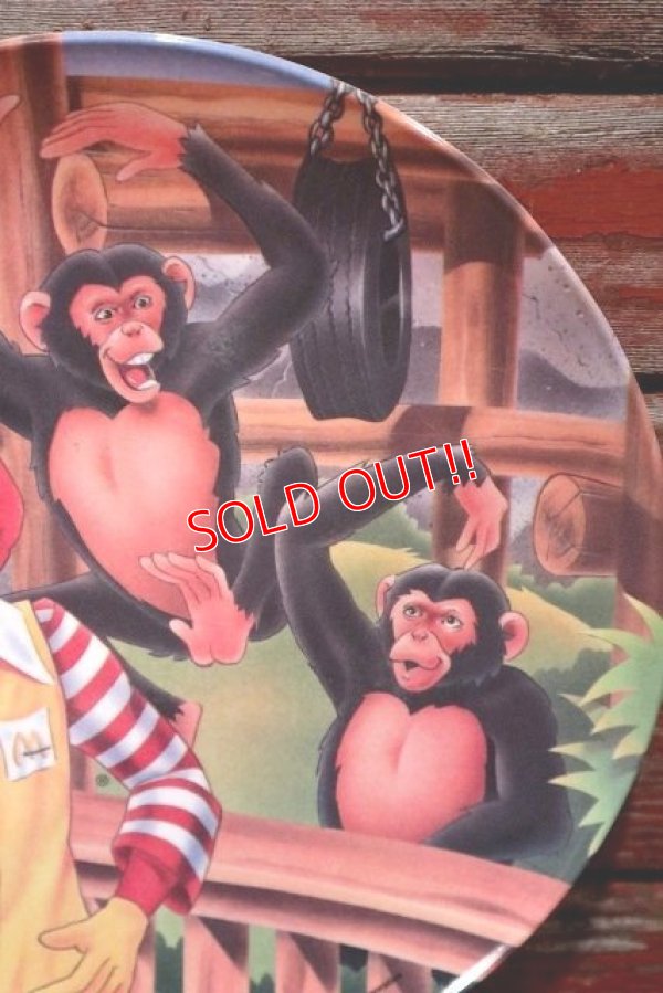 画像3: ct-220301-05 McDonald's / 1996 Collectors Plate "Ronald & Monkey"