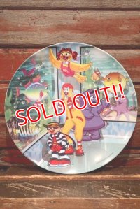 ct-220301-05 McDonald's / 2004 Collectors Plate "Aquarium"