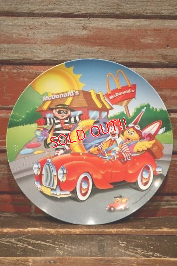 画像1: ct-220301-05 【JUNK】McDonald's / 1998 Collectors Plate "To Go"