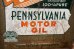 画像2: dp-220301-44 Safety-Lube PENNSYLVANIA MOTOR OIL / Vintage 2 U.S. Gallons Can (2)