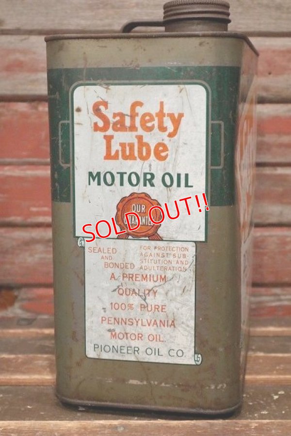 画像4: dp-220301-44 Safety-Lube PENNSYLVANIA MOTOR OIL / Vintage 2 U.S. Gallons Can