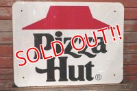 dp-220401-34 Pizza Hut / Road Sign