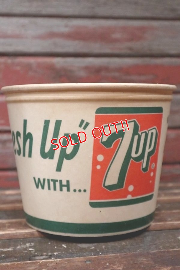 画像1: dp-220401-277 7up / 1950's Large Wax Cup