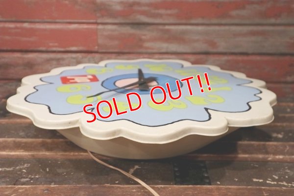 画像6: dp-220401-29 7up × Peter Max / 1970's Wall Clock