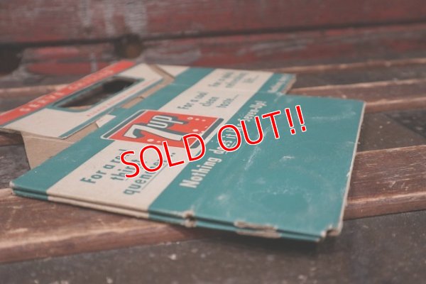 画像7: dp-220401-273 7up / 1950's Paper Bottle Carrier