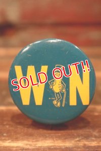 ct-220401-97 PLANTERS / MR. PEANUT Vintage Pinback "WIN"