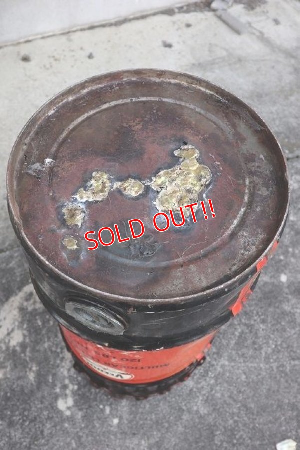 画像12: dp-220401-40 VEEDOL / 1950's-1960's 16 U.S.GALLONS CAN