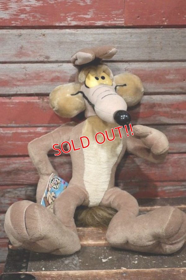 画像1: ct-220401-76 Wile E. Coyote / 1994 Plush Doll