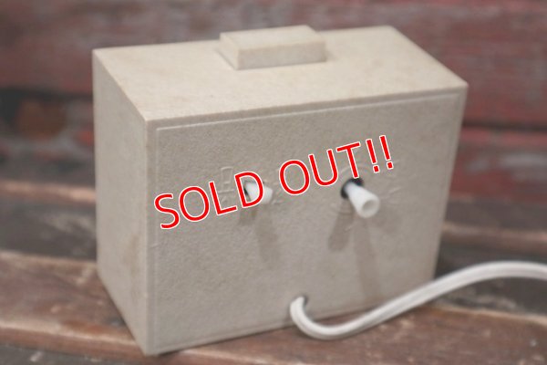 画像8: ct-220301-37 Road Runner & Wile E. Coyote / Westclox 1994 Alarm Clock