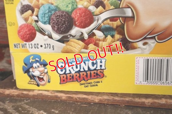 画像3: ct-220401-78 QUAKER / CAP'N CRUNCH'S 2011 CRUNCH BERRIES Cereal Box