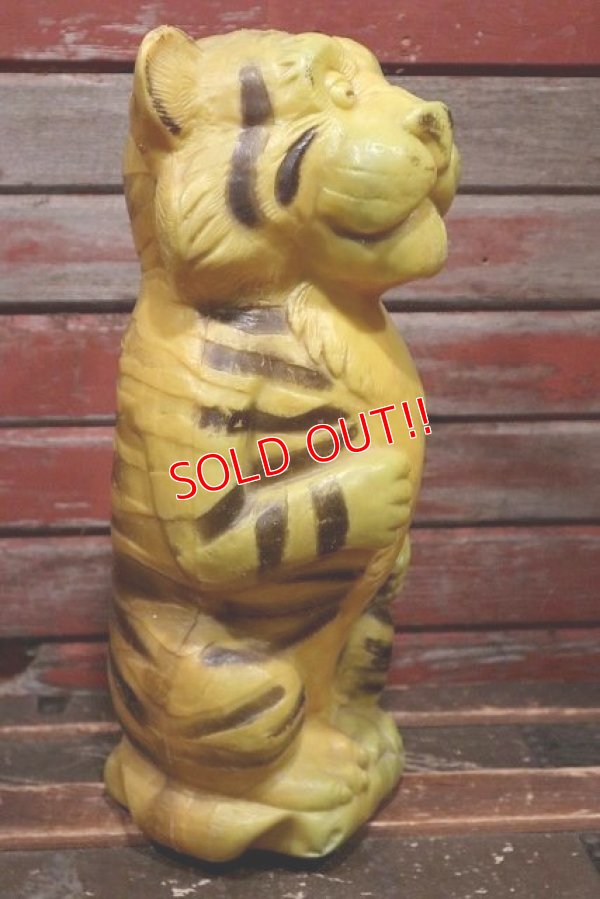 画像4: ct-220501-04 Unknown / Tiger Big Plastic Bank