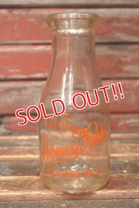 dp-220501-11 Vintage Milk Bottle