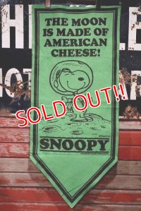 ct-220501-07 PEANUTS / 1960's Snoopy Banner "The Moon Is Made of American Cheese!"