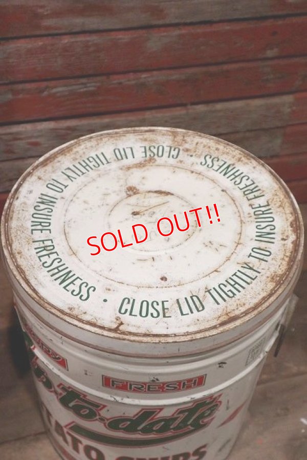 画像8: dp-220501-21 Up-to-date / Vintage Potato Chips Can