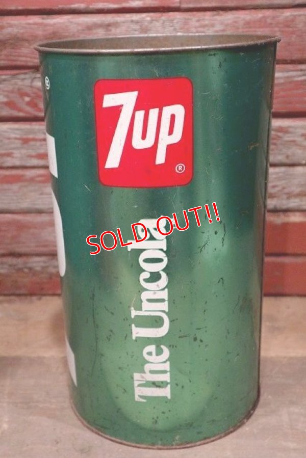 画像3: dp-220501-78 7up / 1970's Tin Trash Can