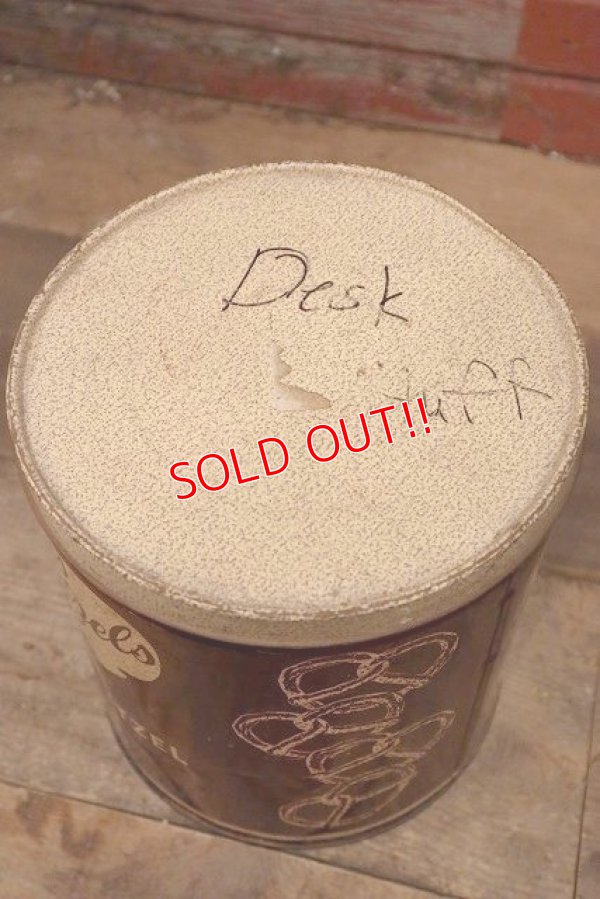 画像6: dp-220501-21 Charles Pretzels / Vintage Pretzels Can