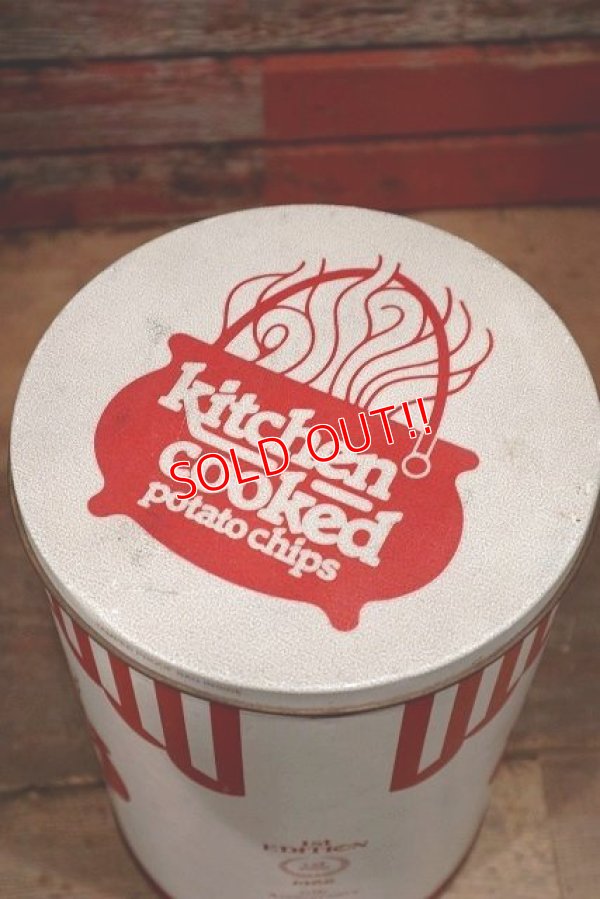 画像6: dp-220501-21 Kitchen Cooked / Vintage Potato Chips Can