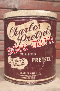 dp-220501-21 Charles Pretzels / Vintage Pretzels Can