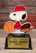 画像1: ct-220601-56 Snoopy / AVIVA 1970's Trophy "WORLD'S GREATEST COACH" (1)