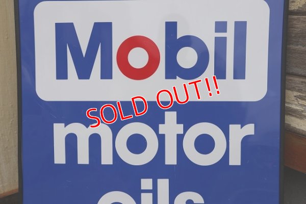 画像3: dp-220601-10 Mobil / Featuring Mobil motor Oils W-side Metal Sign