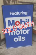 dp-220601-10 Mobil / Featuring Mobil motor Oils W-side Metal Sign