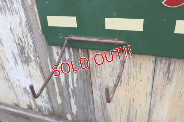 画像7: dp-220601-07 Raybestor / Vintage FAN BELT Hook Display