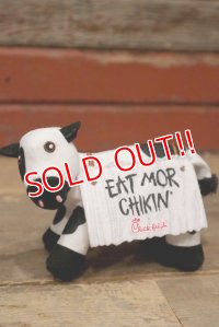 ct-211201-82 Chick-fil-A / 2014 Mascot Doll