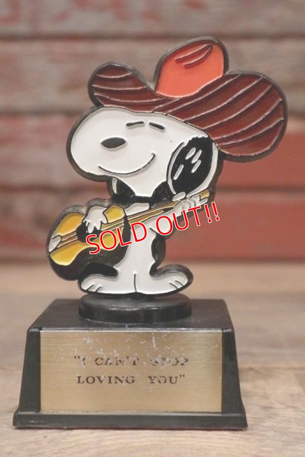 画像1: ct-220719-03 Snoopy / AVIVA 70's Trophy " I Can't Stop Loving You"