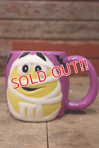 ct-220601-01 MARS / M&M's 2002 Ceramic Mug "Yellow・Mummy"