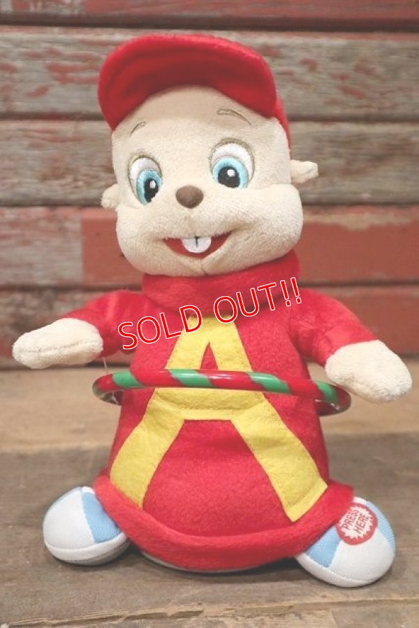 画像1: ct-220801-31 Alvin and the Chipmunks / 2010 Hula Hoop Christmas Singing Doll