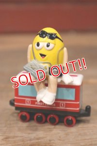 ct-220601-01 MARS / M&M's 2000's Train Candy Container Topper