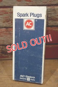 dp-220801-12 AC-Delco / 1970's Spark Plugs "R42XLS"
