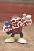 ct-201114-125 California Raisins / 1987 PVC Figure "Captain Toonz"