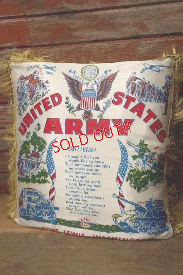 画像1: dp-220901-15 U.S.ARMY "FORT LEWIS, WASHINGTON" 1950's-1960's Cushion