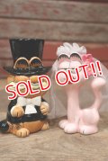 ct-220901-14 Garfield & Arlene / Enesco 1980's Ceramic Bride & Groom