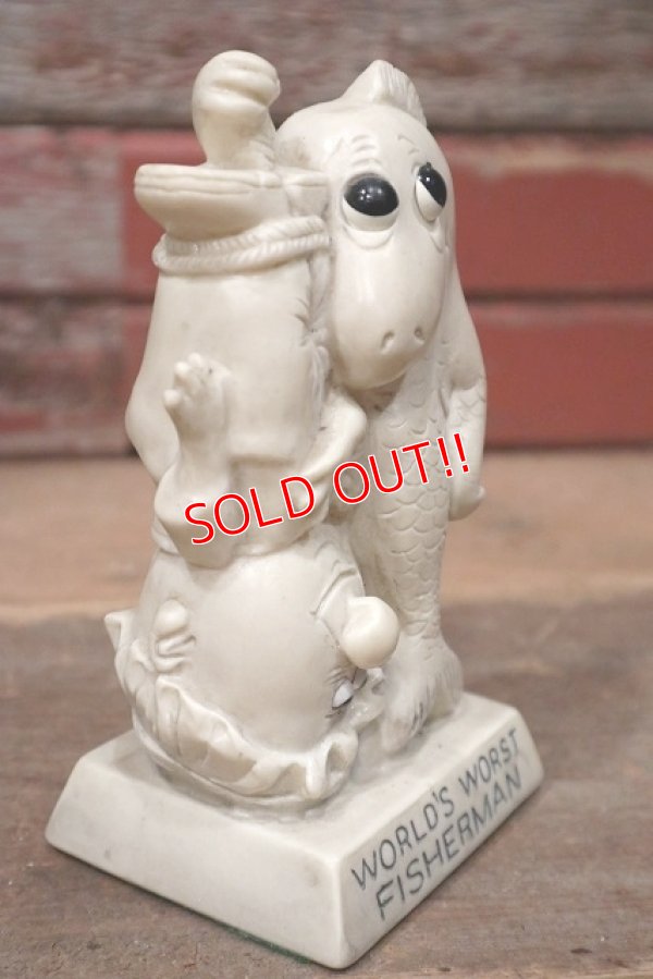 画像3: ct-220901-15 W & R BERRIES 1970's Message Doll "WORLD'S WORST FIHSRMAN"