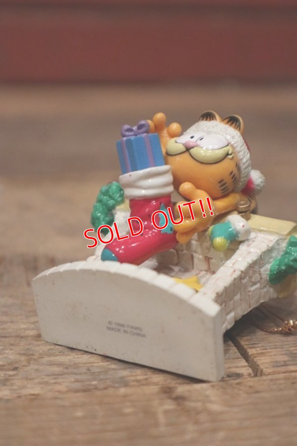 画像5: t-220901-14 Garfield / 1996 Christmas Ornament "Fireplace"