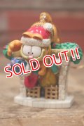 t-220901-14 Garfield / 1996 Christmas Ornament "Fireplace"